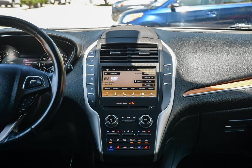 Thumbnail: 2018 Lincoln MKC - 13