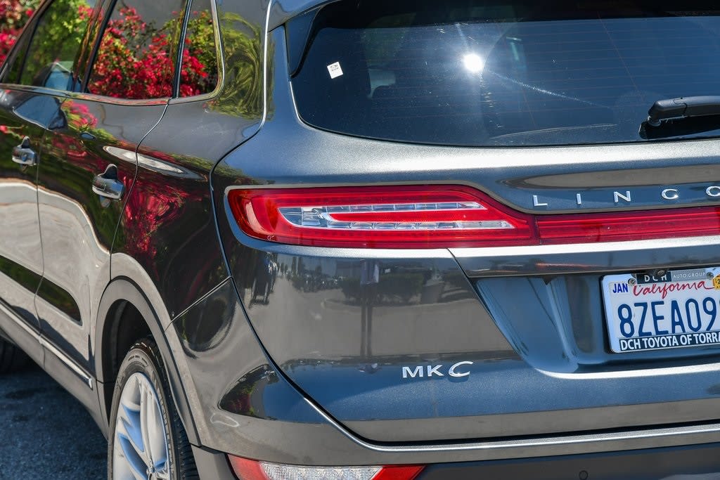 Thumbnail: 2018 Lincoln MKC - 22