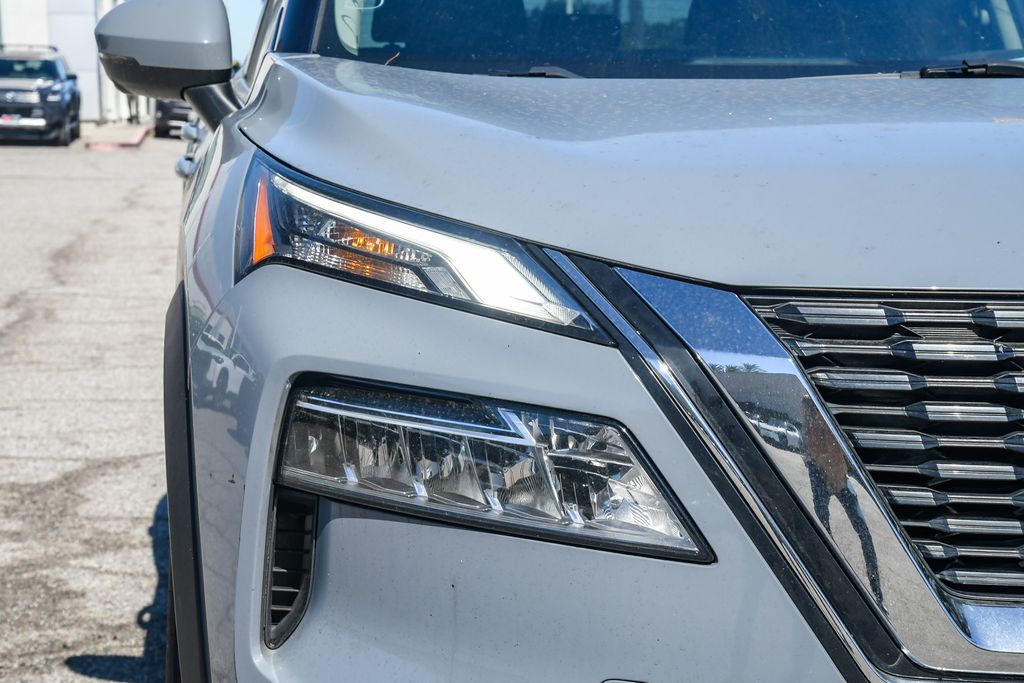 Thumbnail: 2021 Nissan Rogue - 24