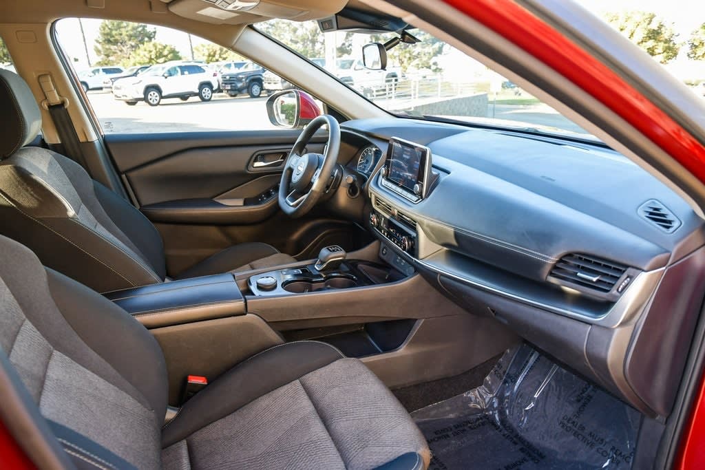 Thumbnail: 2024 Nissan Rogue - 8