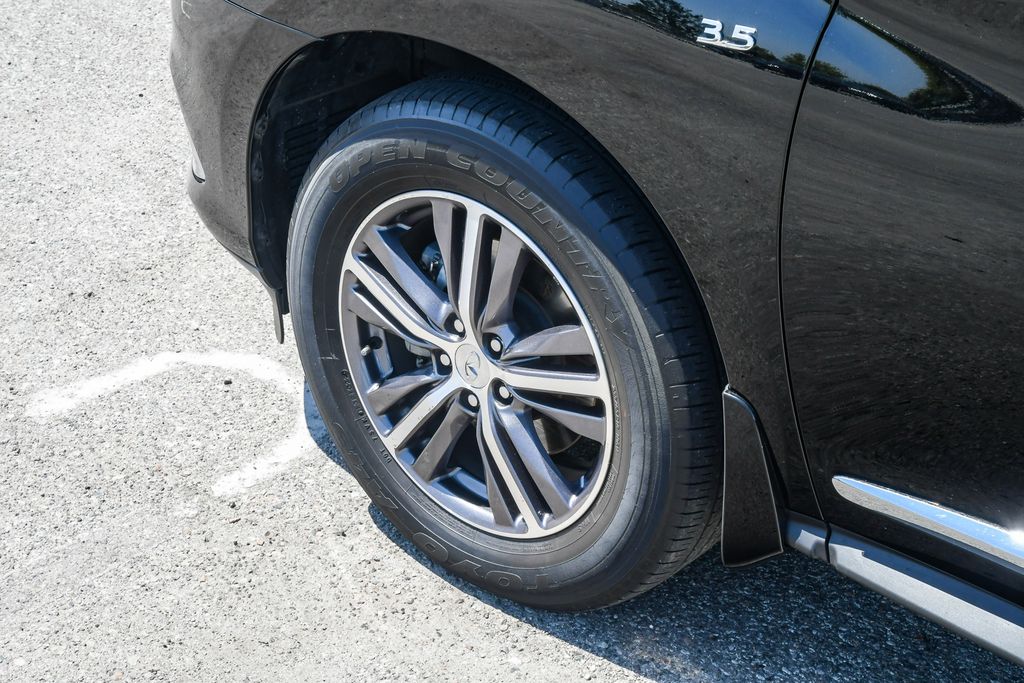 Thumbnail: 2019 INFINITI QX60 - 7