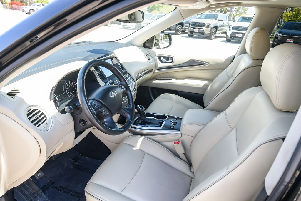 Thumbnail: 2019 INFINITI QX60 - 11
