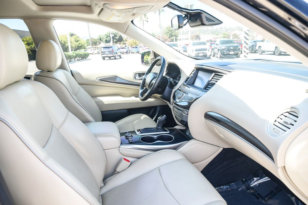 Thumbnail: 2019 INFINITI QX60 - 10
