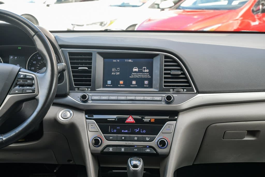 Thumbnail: 2017 Hyundai Elantra - 13