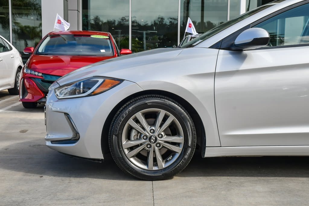 Thumbnail: 2017 Hyundai Elantra - 6