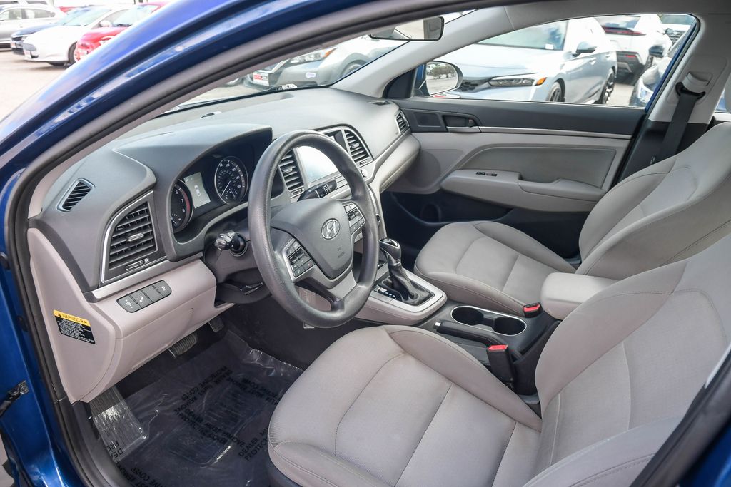 Thumbnail: 2018 Hyundai Elantra - 11