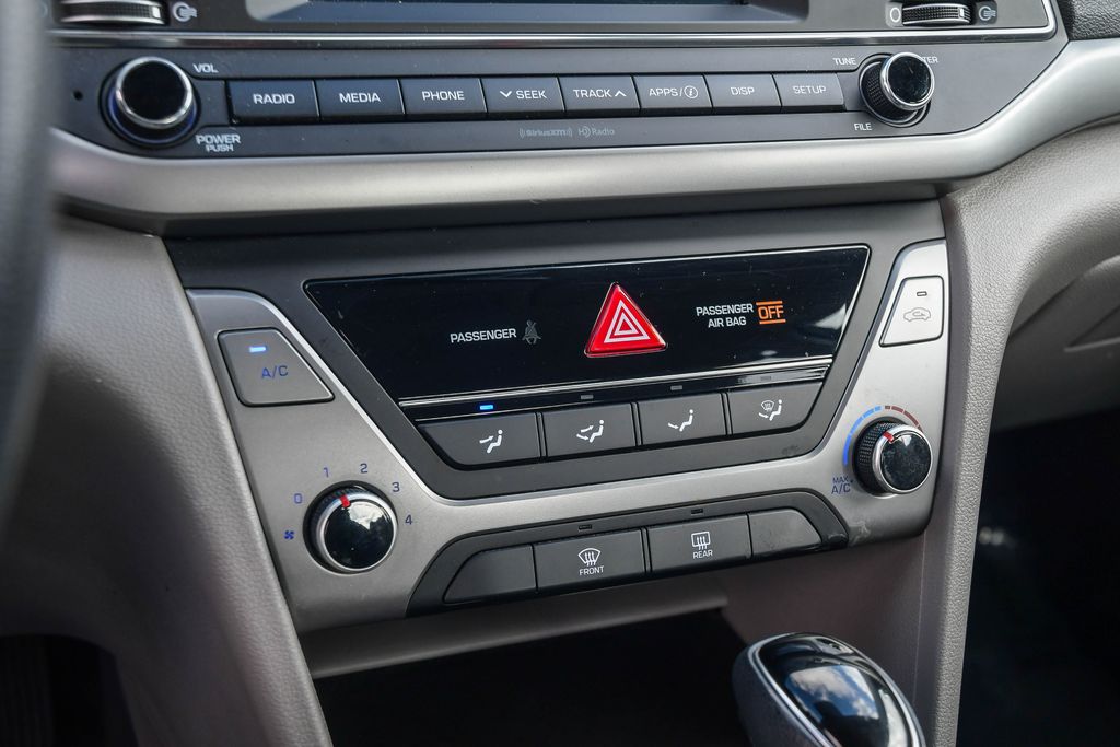 Thumbnail: 2018 Hyundai Elantra - 25