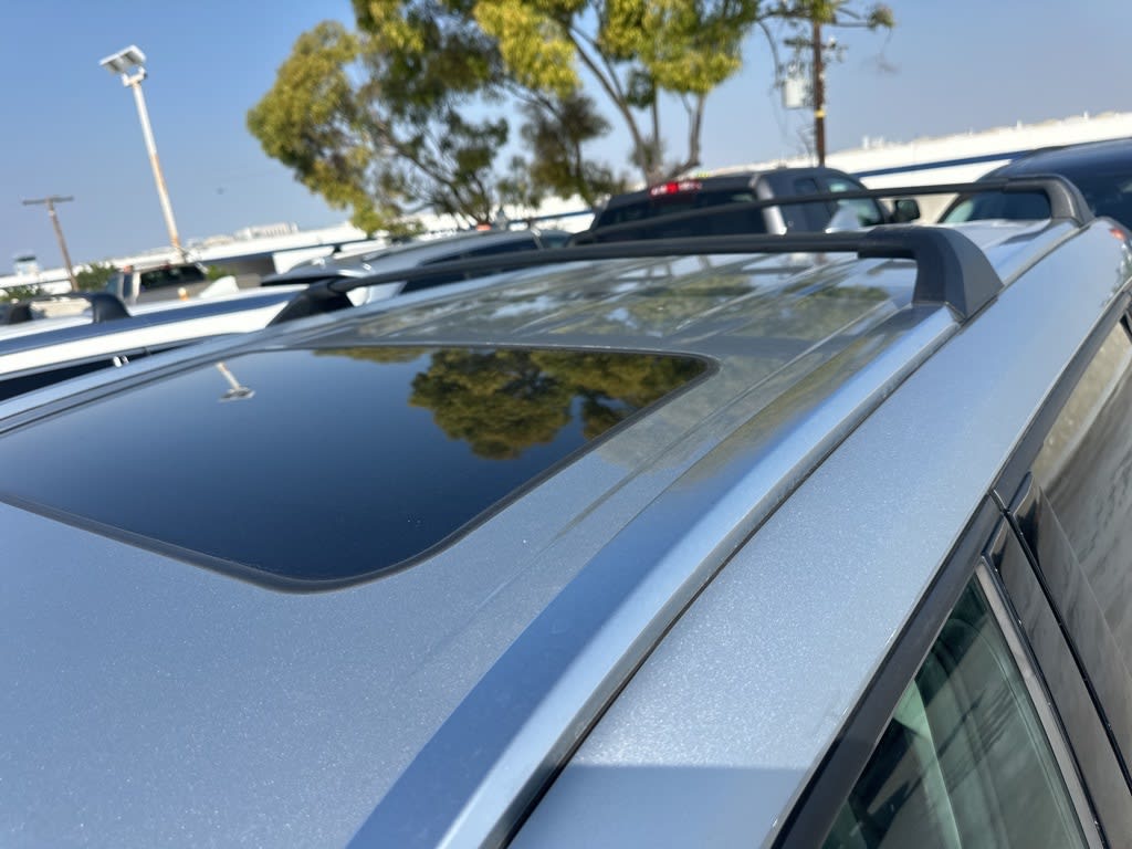 Thumbnail: 2021 Toyota Highlander - 10