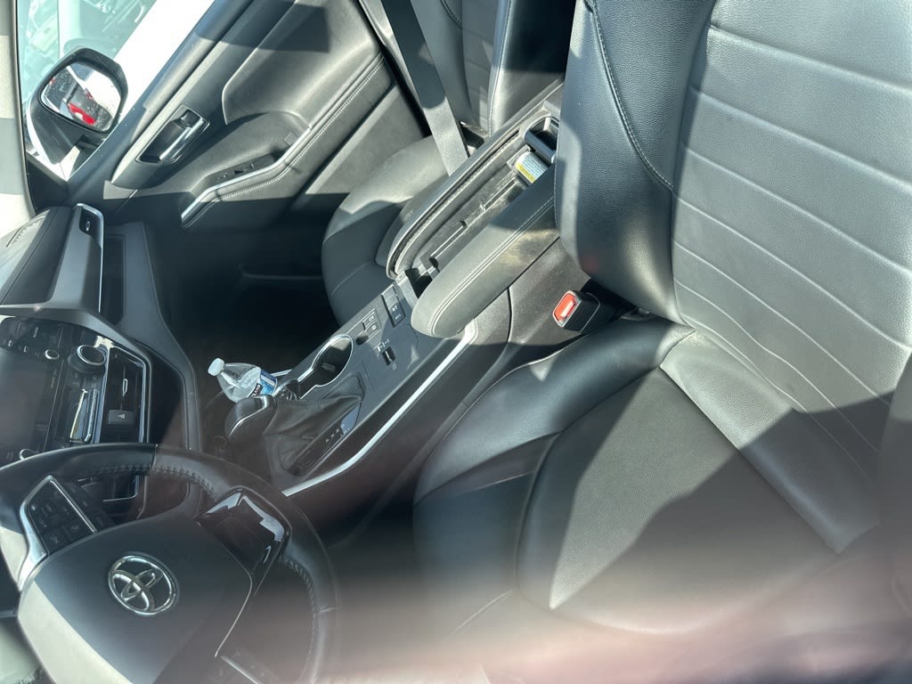 Thumbnail: 2021 Toyota Highlander - 7