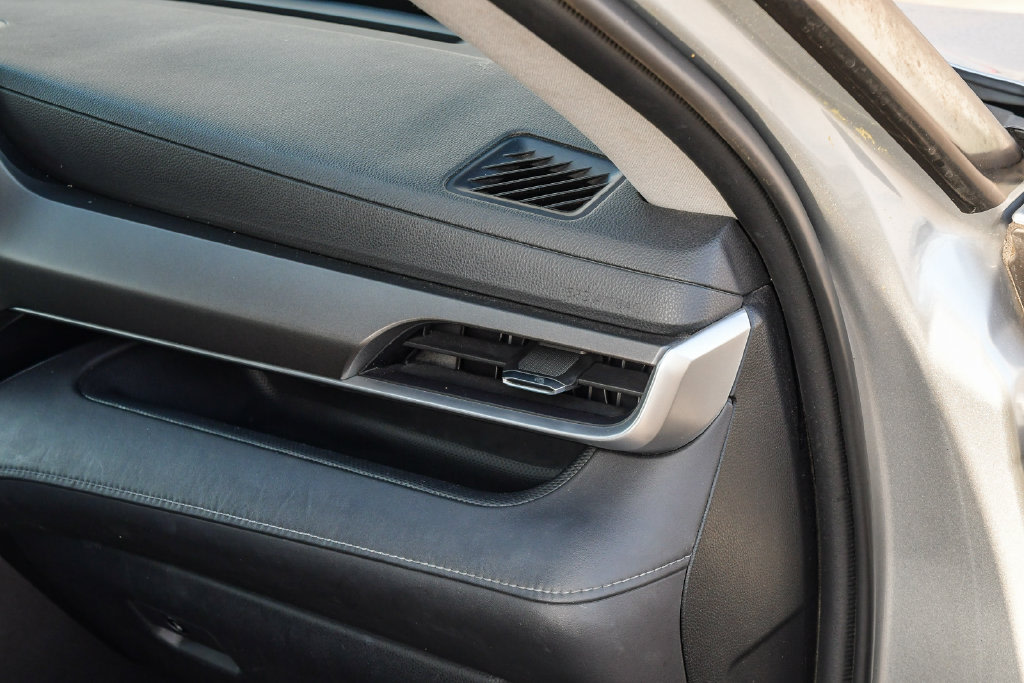 Thumbnail: 2020 Toyota Highlander - 22
