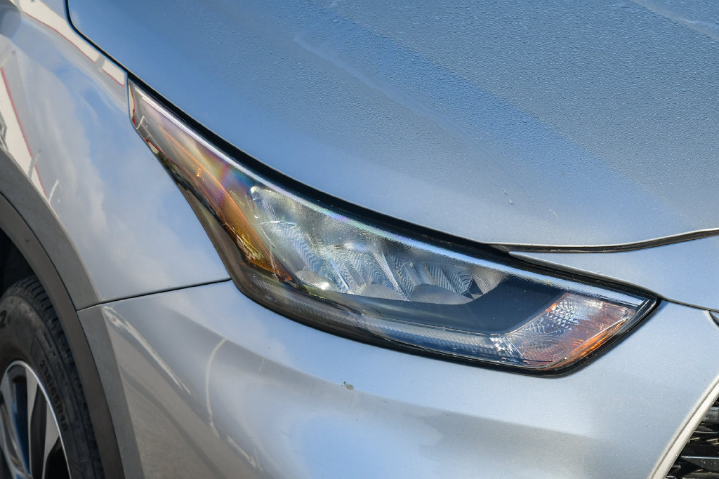 Thumbnail: 2020 Toyota Highlander - 16
