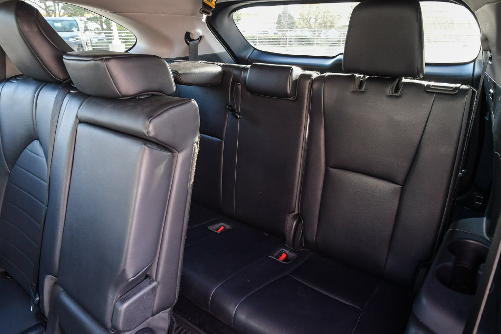 Thumbnail: 2020 Toyota Highlander - 23