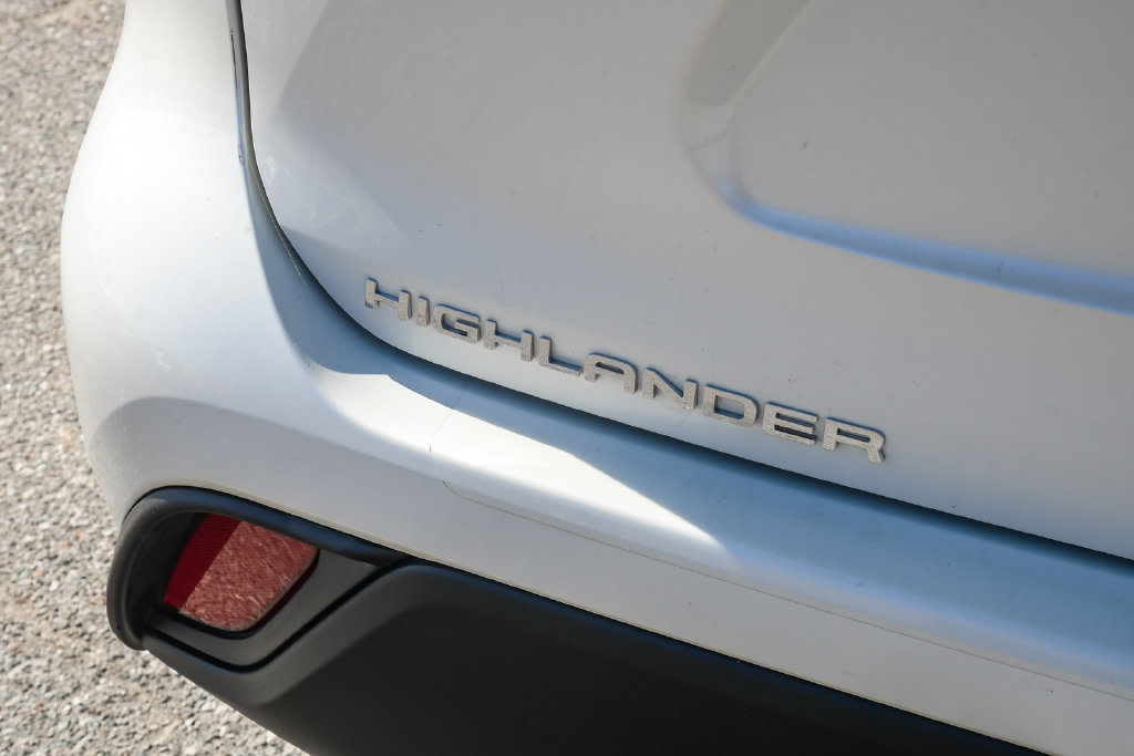 Thumbnail: 2021 Toyota Highlander - 6