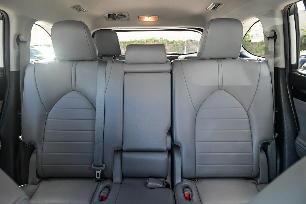 Thumbnail: 2021 Toyota Highlander - 12