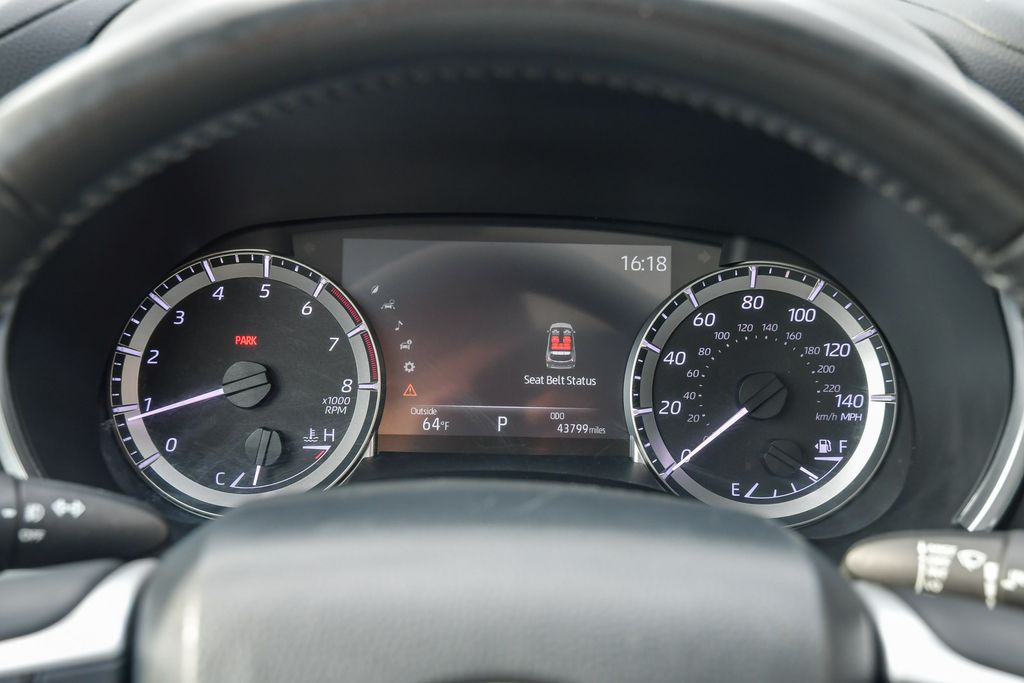 Thumbnail: 2023 Toyota Highlander - 15