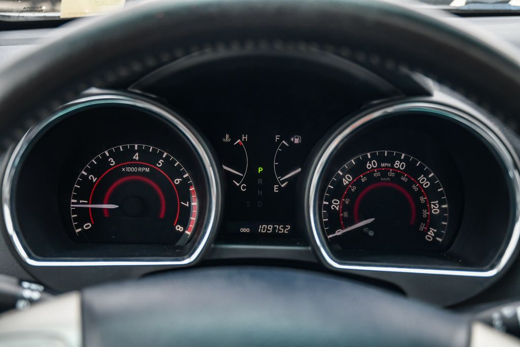 Thumbnail: 2010 Toyota Highlander - 14