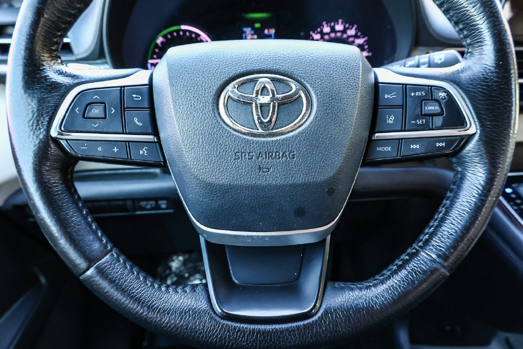 Thumbnail: 2021 Toyota Sienna - 26