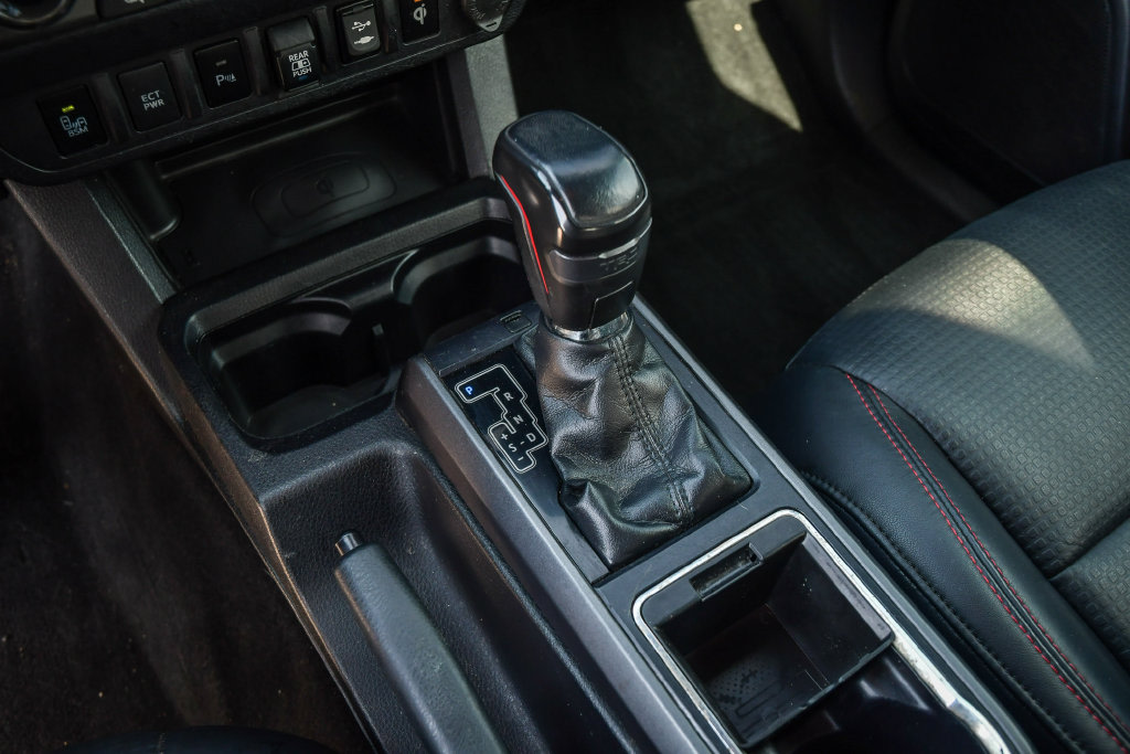 Thumbnail: 2019 Toyota Tacoma - 13
