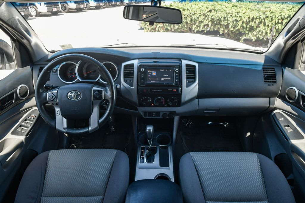 Thumbnail: 2015 Toyota Tacoma - 7