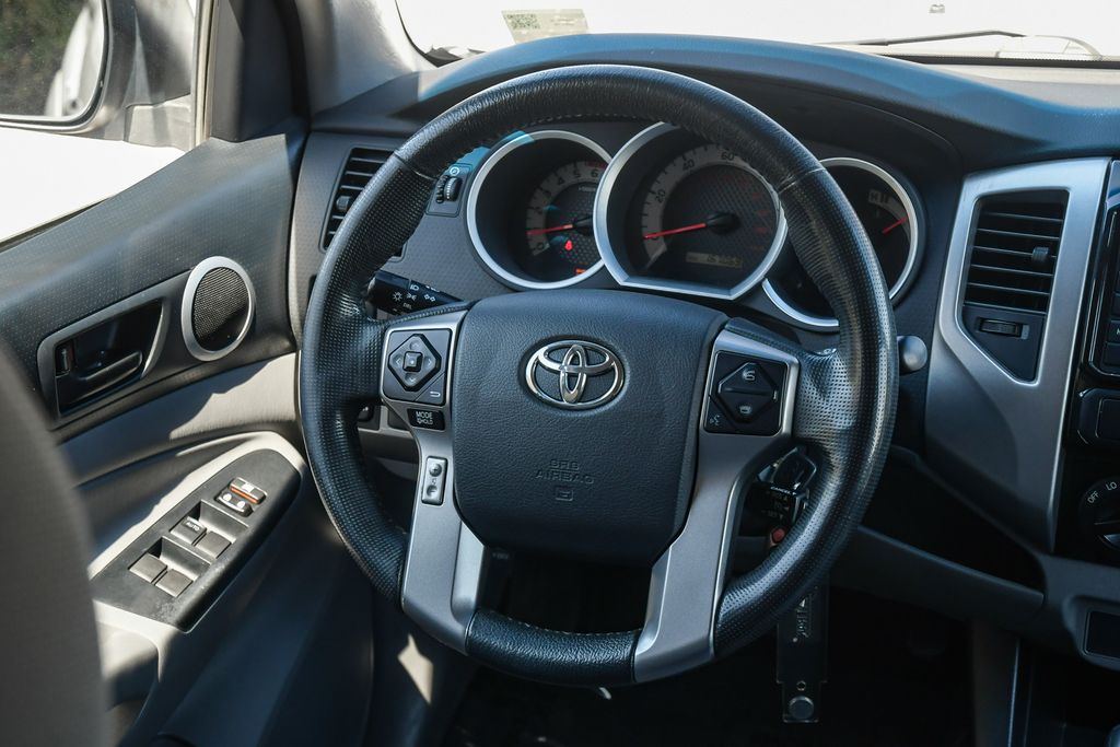 Thumbnail: 2015 Toyota Tacoma - 2
