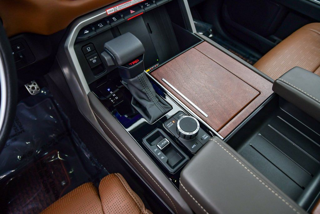 Thumbnail: 2025 Toyota Tundra - 14