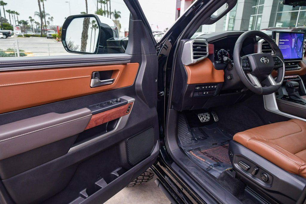 Thumbnail: 2025 Toyota Tundra - 30