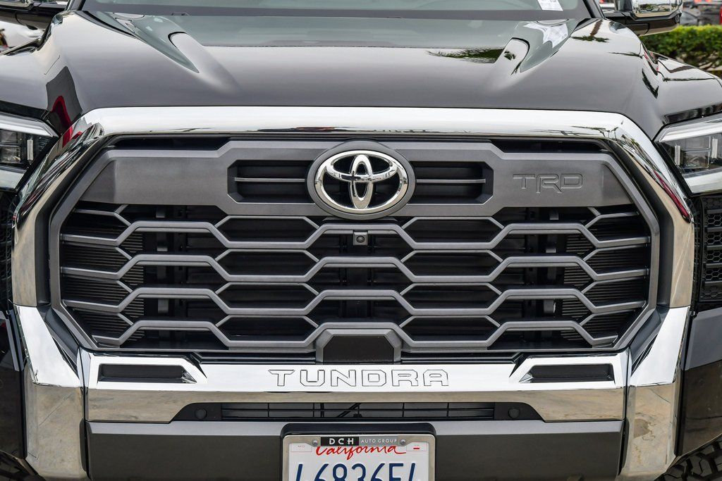 Thumbnail: 2025 Toyota Tundra - 13