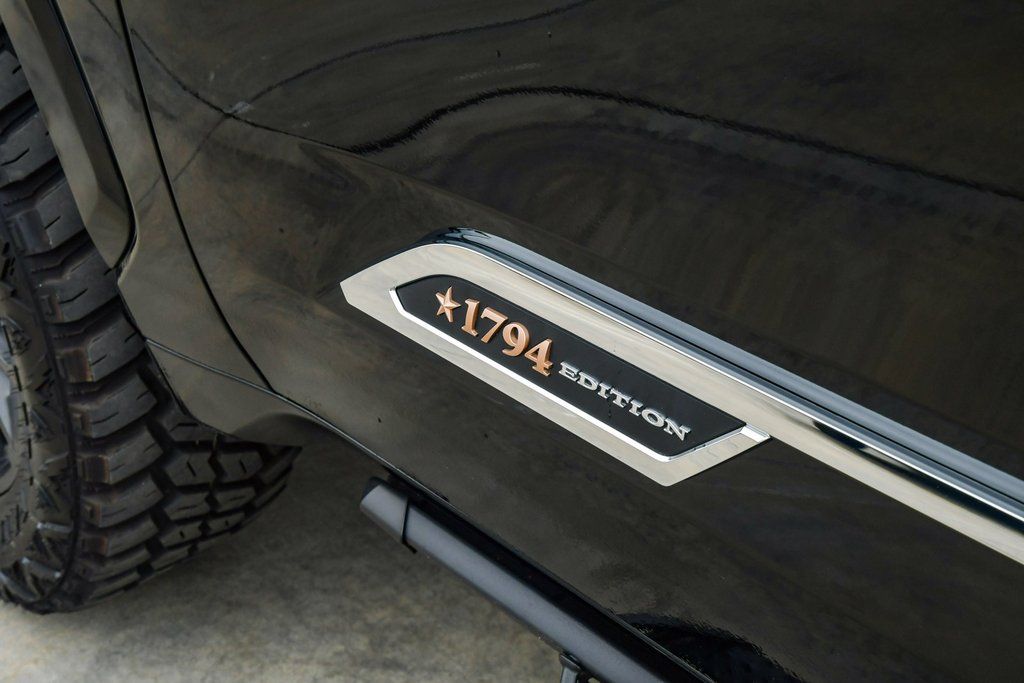 Thumbnail: 2025 Toyota Tundra - 6