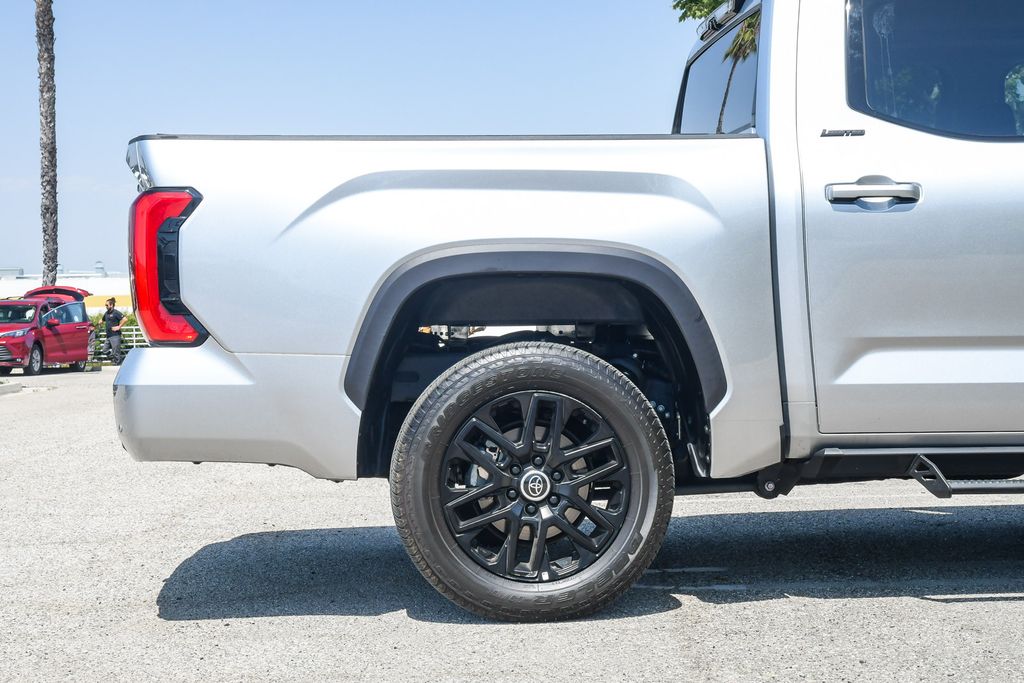Thumbnail: 2024 Toyota Tundra - 7