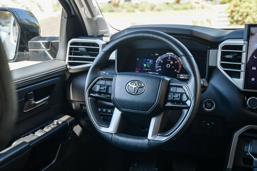 Thumbnail: 2024 Toyota Tundra - 2