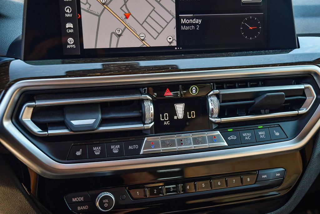 Thumbnail: 2023 BMW X3 - 24