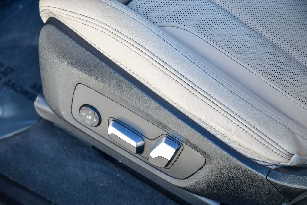 Thumbnail: 2023 BMW X3 - 27