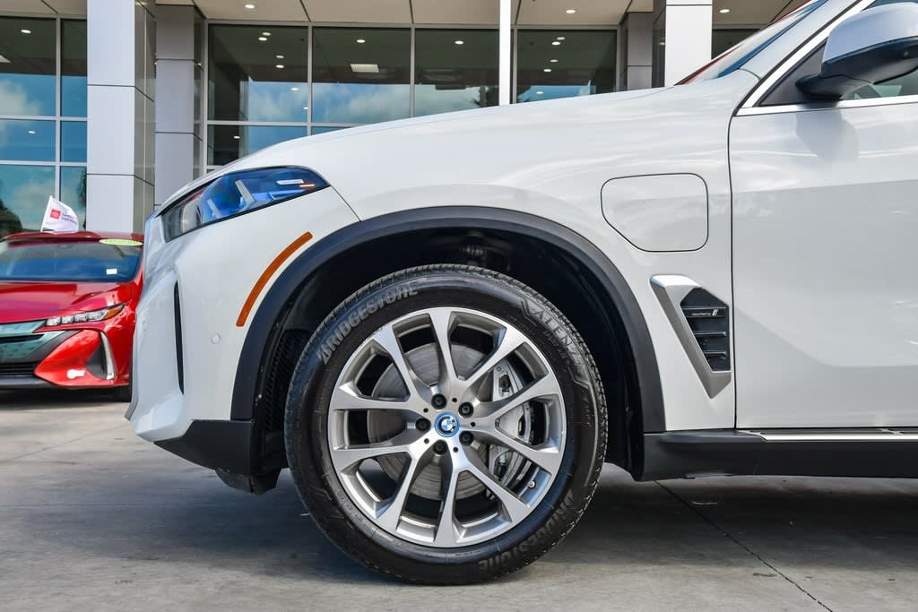 Thumbnail: 2024 BMW X5 - 7