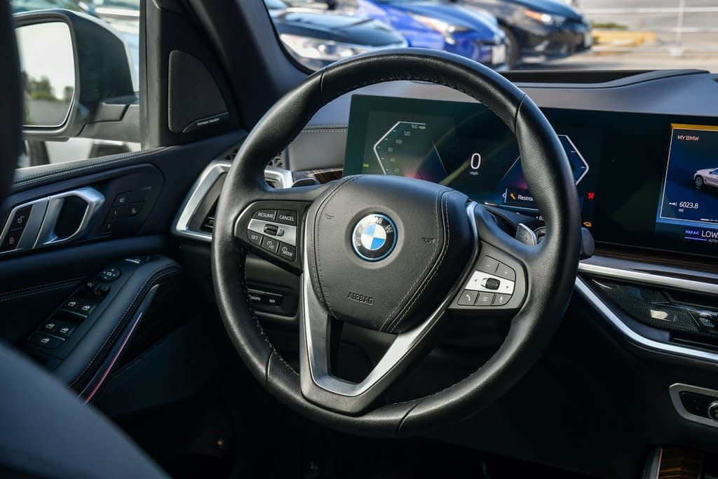 Thumbnail: 2024 BMW X5 - 2