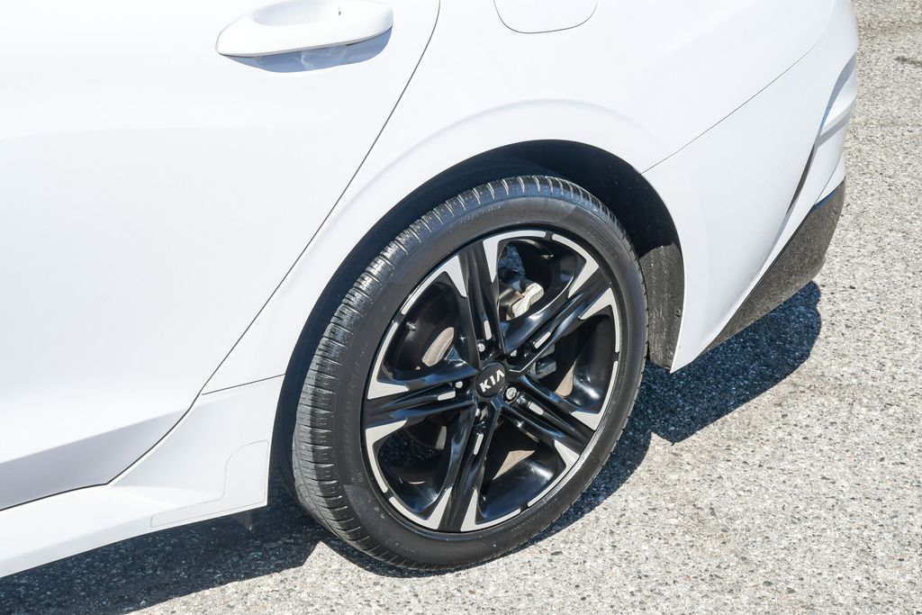 Thumbnail: 2021 Kia K5 - 21