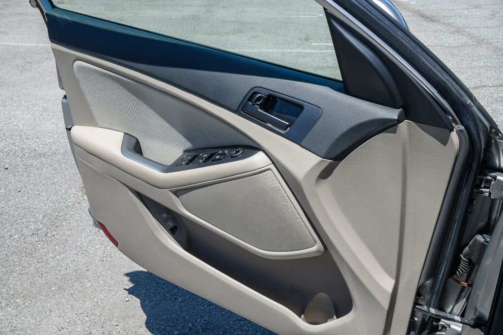 Thumbnail: 2012 Kia Optima - 26