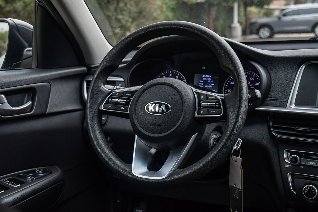 Thumbnail: 2019 Kia Optima - 2
