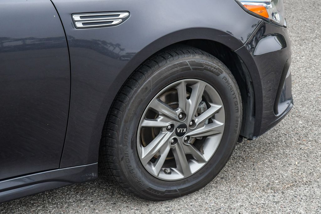 Thumbnail: 2019 Kia Optima - 20