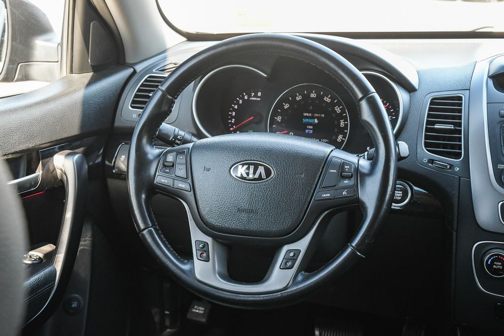 Thumbnail: 2014 Kia Sorento - 2