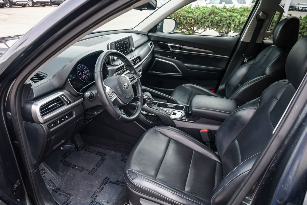 Thumbnail: 2021 Kia Telluride - 10