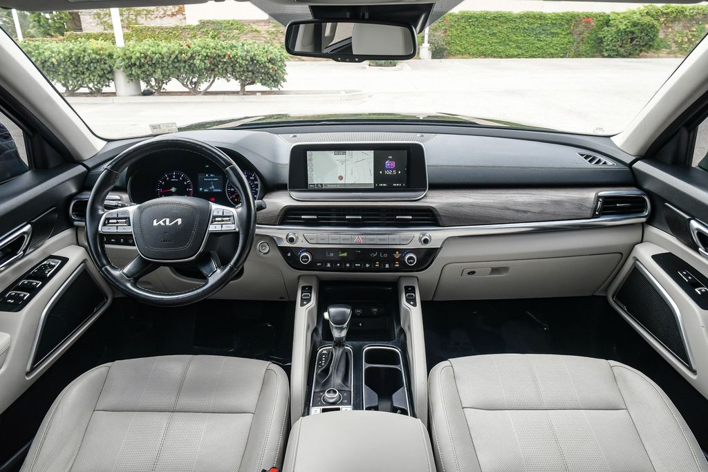 Thumbnail: 2022 Kia Telluride - 8