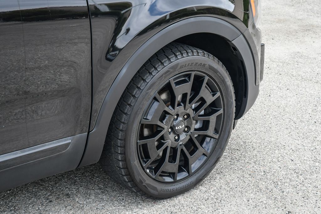 Thumbnail: 2022 Kia Telluride - 21