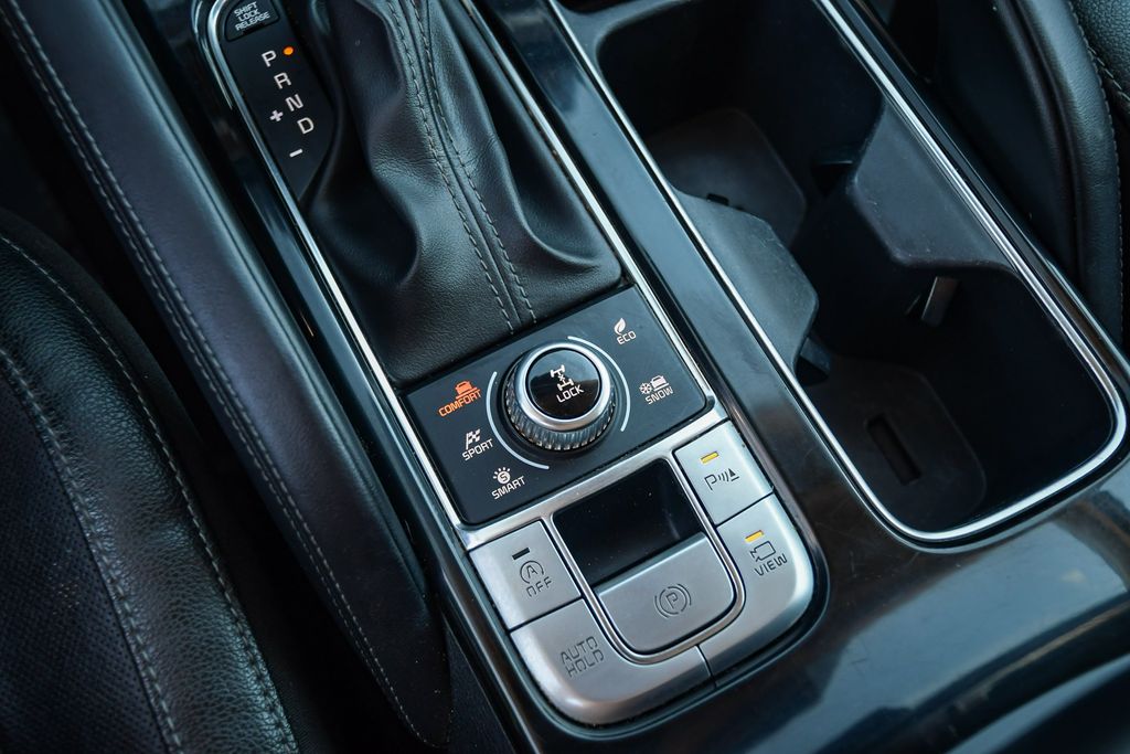 Thumbnail: 2021 Kia Telluride - 24