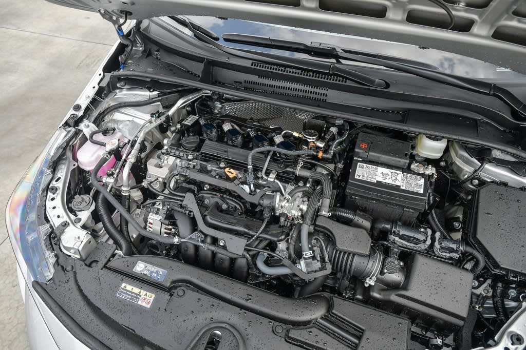 2025 Toyota Corolla LE 8