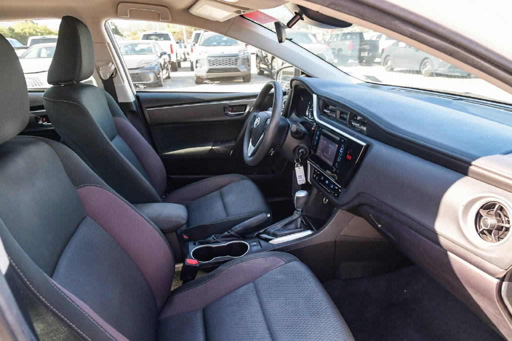 Thumbnail: 2018 Toyota Corolla - 10