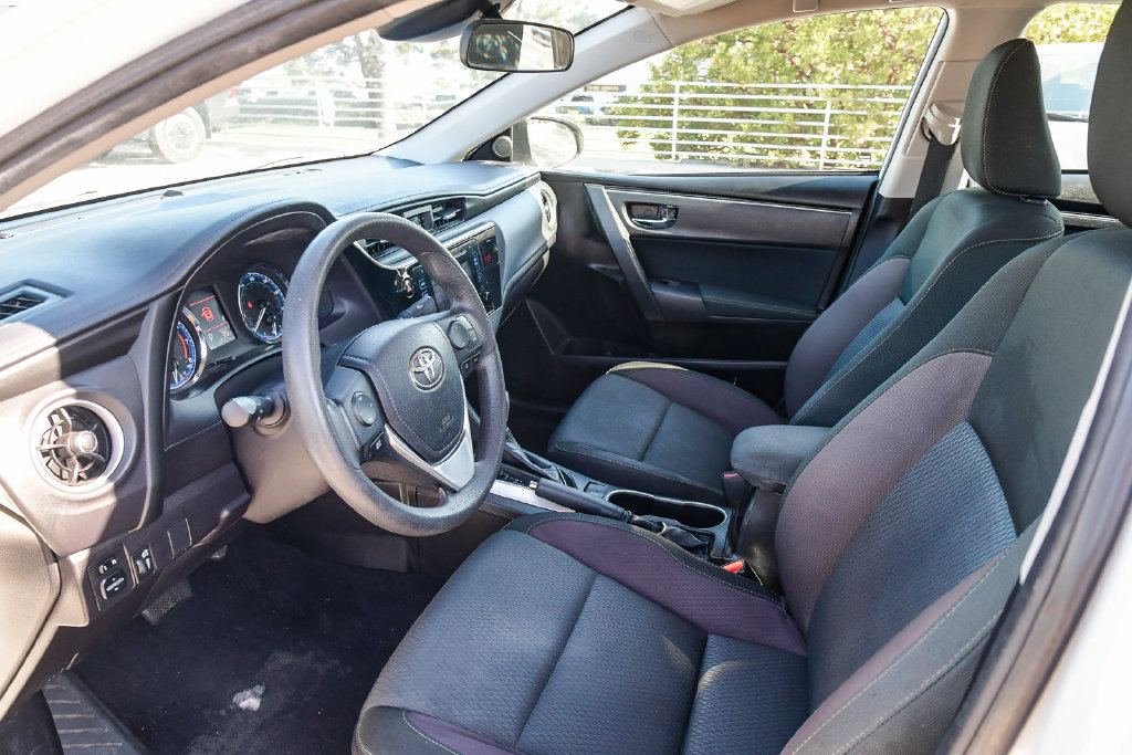 Thumbnail: 2018 Toyota Corolla - 11