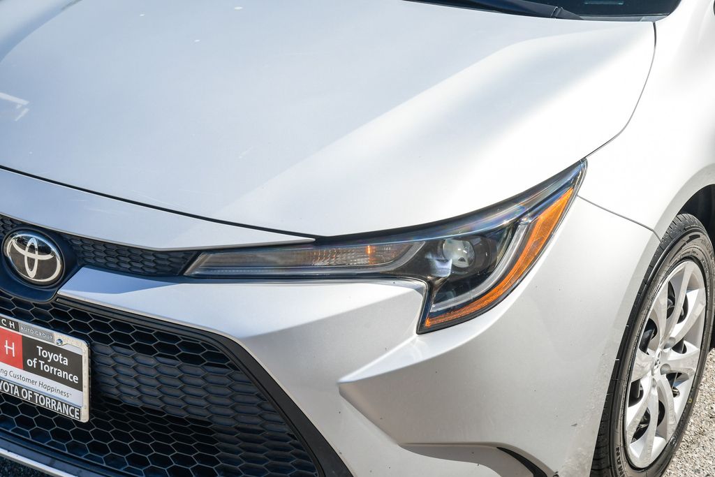 Thumbnail: 2022 Toyota Corolla - 17