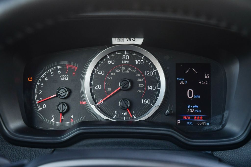 Thumbnail: 2021 Toyota Corolla - 14