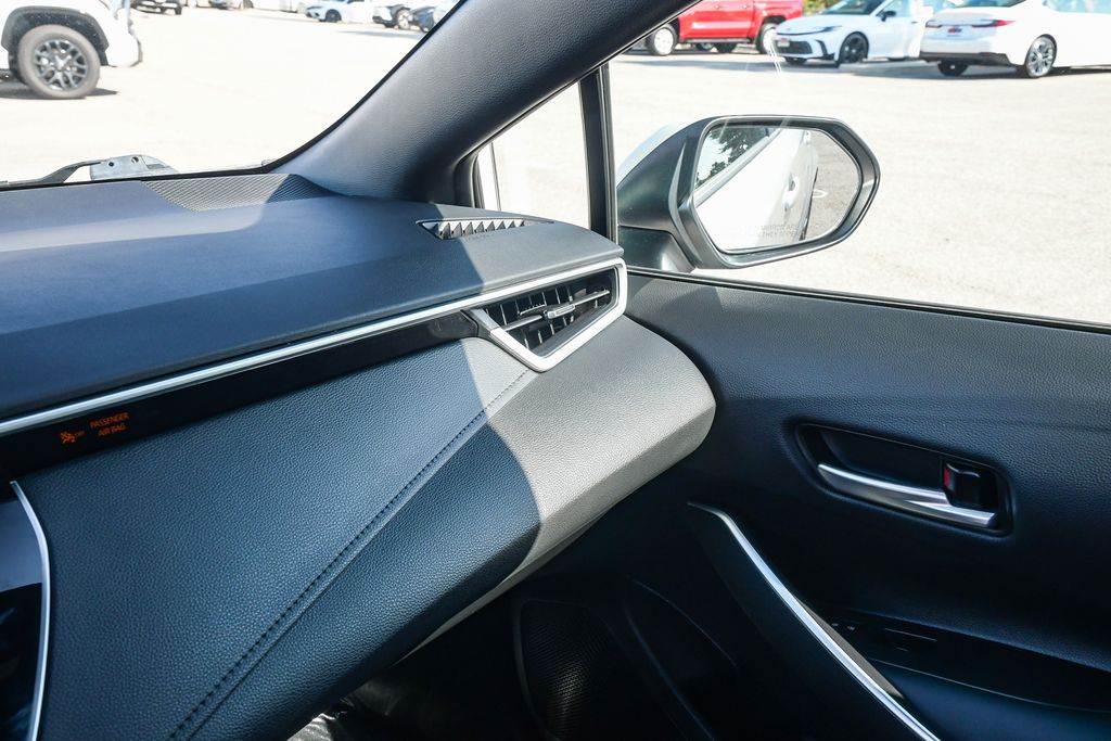 Thumbnail: 2021 Toyota Corolla - 23