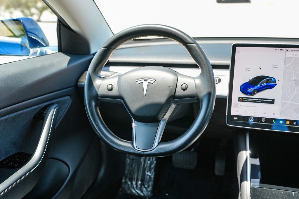 Thumbnail: 2019 Tesla Model 3 - 8